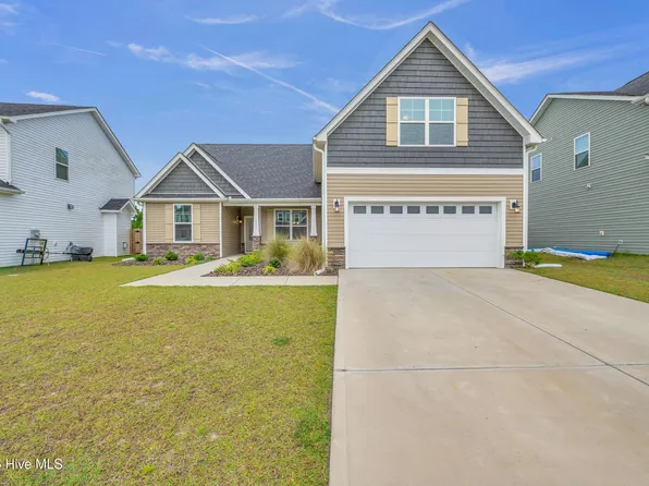 1109 Terraces Lane, Hampstead, NC 28443