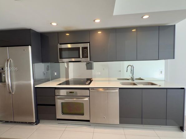 31 SE 6th St APT 503