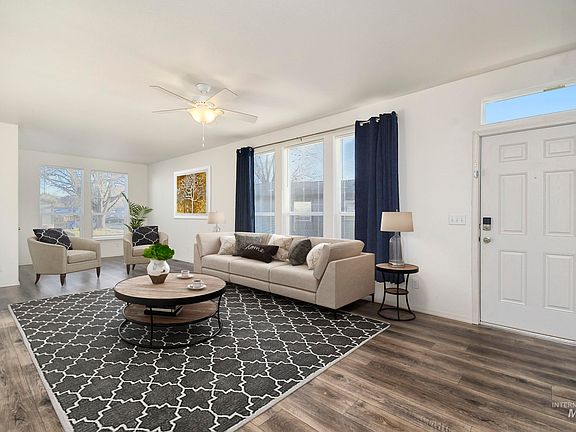 4th image of 509 E Watercress Ln