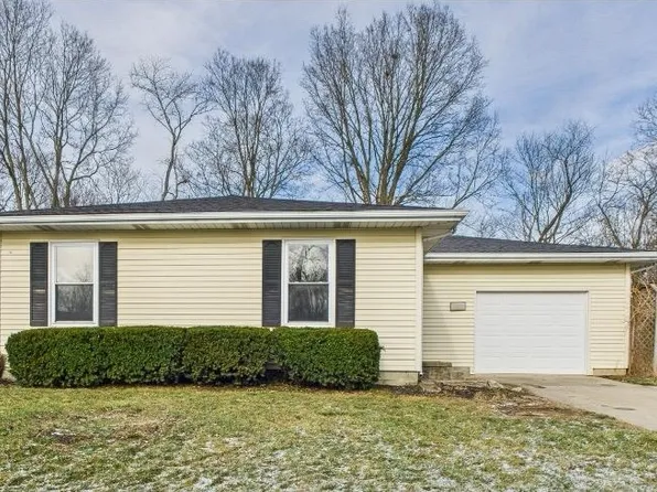 2090 Chief Turtle Ct, Huntington, IN 46750