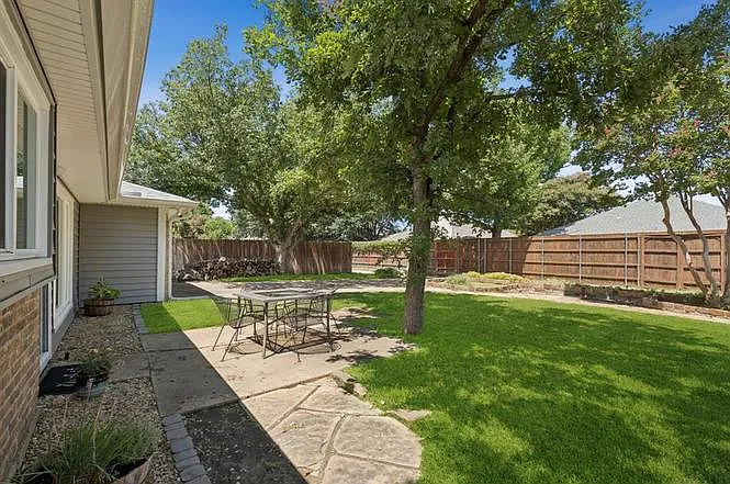 913 Seabrook Dr — Photo 13