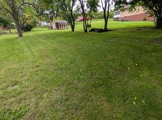 400 Miller Rd, West Mifflin, PA 15122