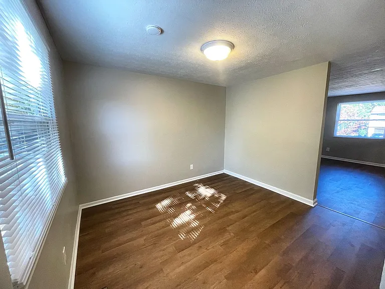 5516 Hasbrook Dr — Photo 7