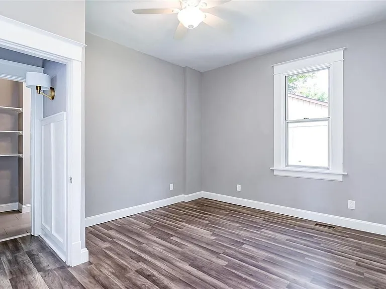 412 N Aurora St — Photo 34