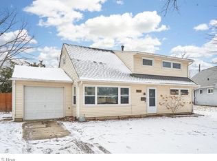 3024 Prior Dr, Cuyahoga Falls, OH