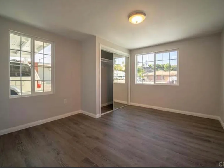 6145 Streamview Dr — Photo 5
