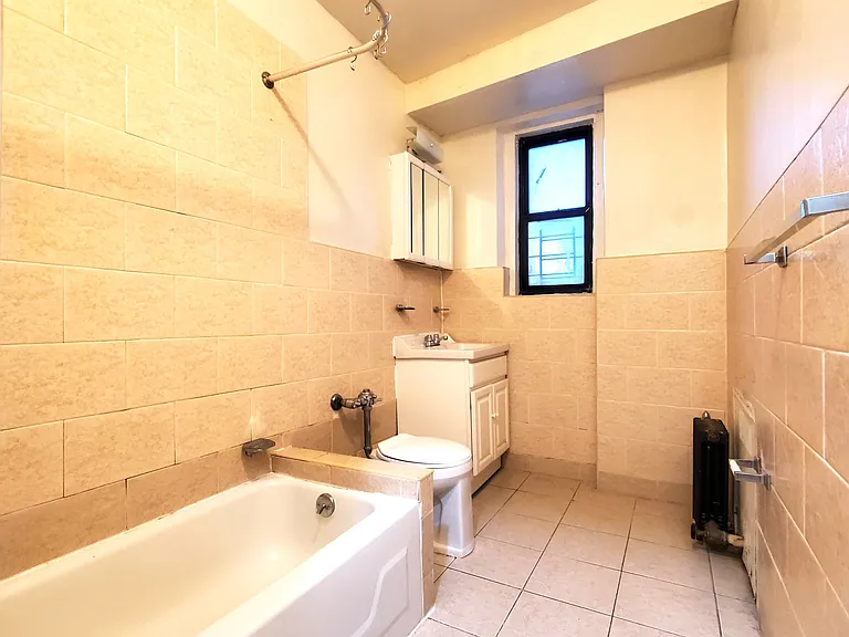 590 Ocean Ave #6G — Photo 5