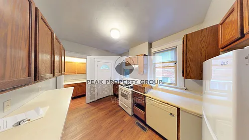 2424 W Clifton Ave Photo 1