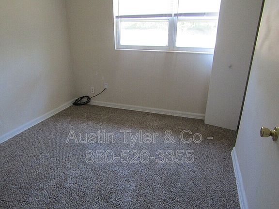 5th image of 3035 Noland St