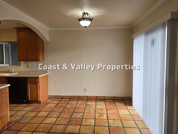 3rd image of 1008 N A St