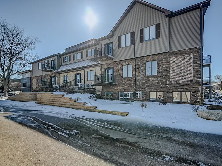 2128 Luann Ln #4 — Photo 32
