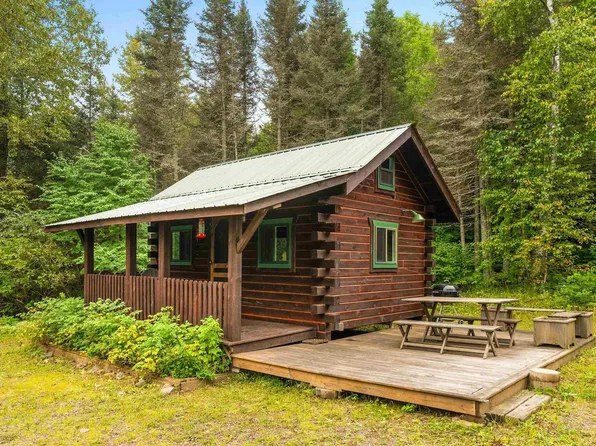 876 Bel Air Dr, Two Harbors, MN 55616