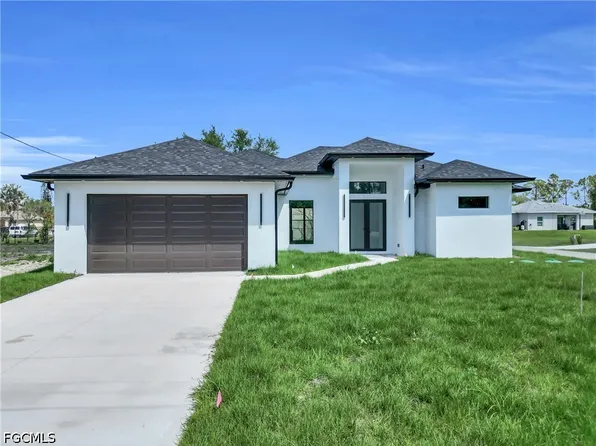 3314 10th St W, Lehigh Acres, FL 33971