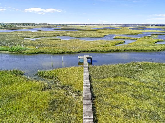 3rd image of 10446 Salt Marsh Trl