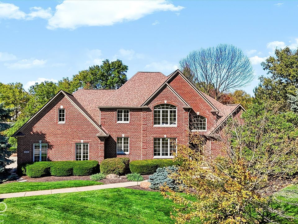 1st image of 2830 Towne Dr