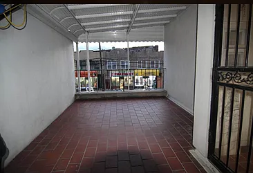 Rented by NY Space Finders Inc.