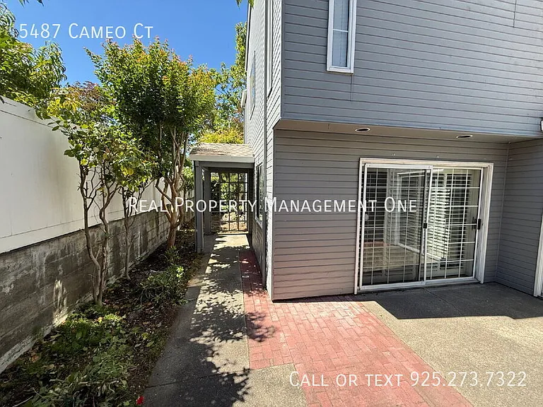 5487 Cameo Ct — Photo 5