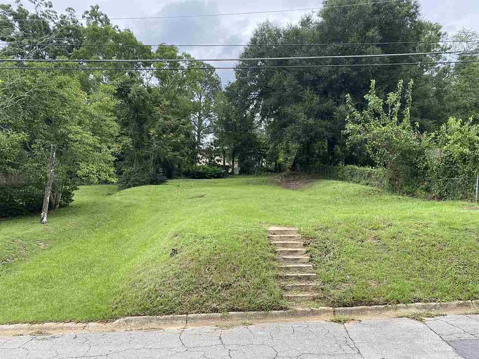 1st image of 718 W 7th Ave