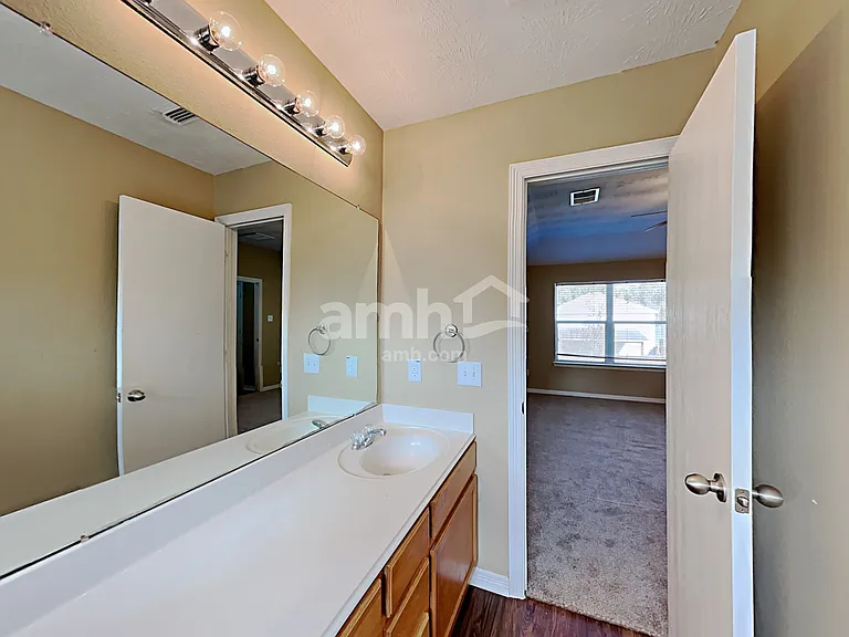 5010 Deerpath Dr — Photo 14