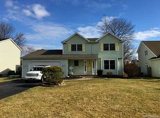 7009 Samantha Ct, Niagara Falls, NY 14304
