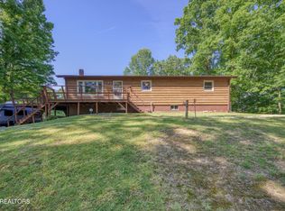 911 Big Ridge Rd, Oneida, TN 37841