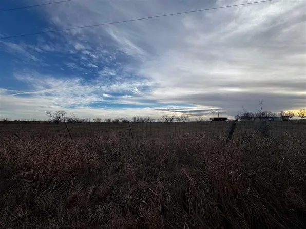 5413 SE Tinney Rd, Lawton, OK 73501