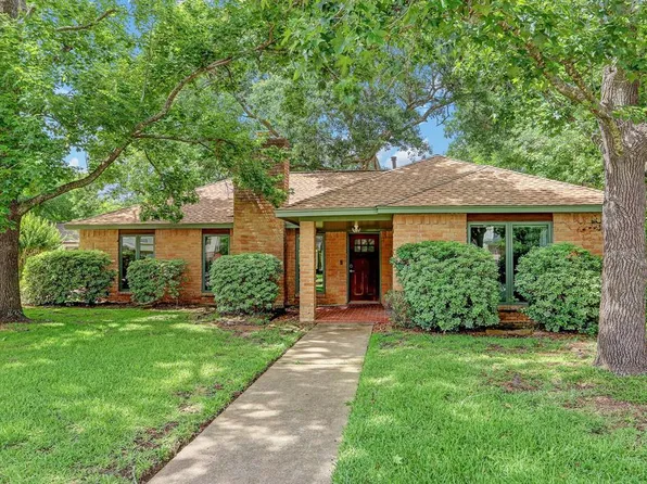 16106 Crawford St, Jersey Village, TX 77040