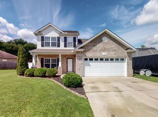 1003 Lark Ct, Spring Hill, TN 37174