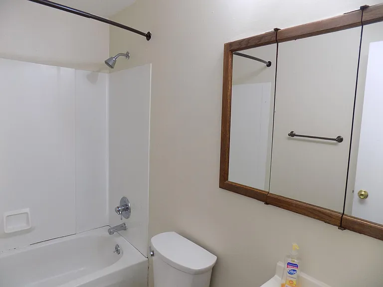12020 SW Lincoln Ave — Photo 15