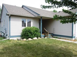 1298 Pin Oak Blf, Howell, MI 48843