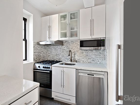 4th image of 200 E 16th St APT 7F