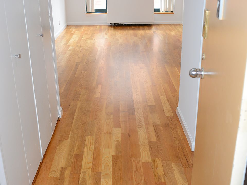 1st image of 1 Irving Pl APT G18i