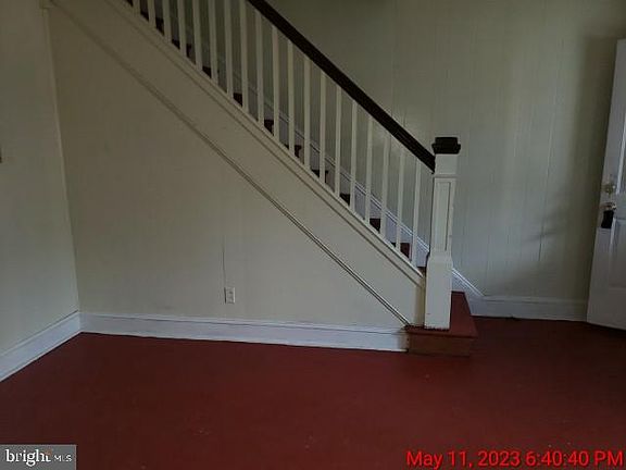4th image of 2857 W Mulberry St