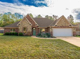 214 Mapleleaf Cir, Hot Springs, AR 71901