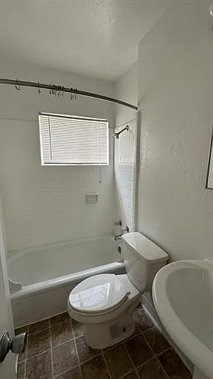 5603 Jackson St — Photo 5