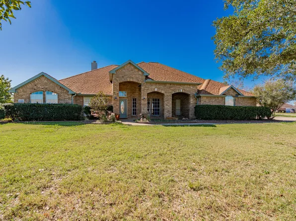 8990 Colonial Dr, Crandall, TX 75114