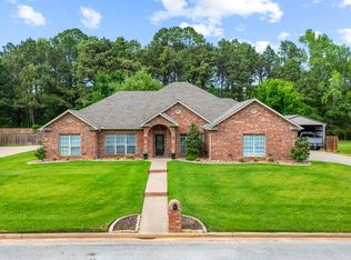 229 Stonebridge Ct, Gilmer, TX 75645