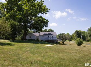 11534 Oakton Rd, Savanna, IL 61074