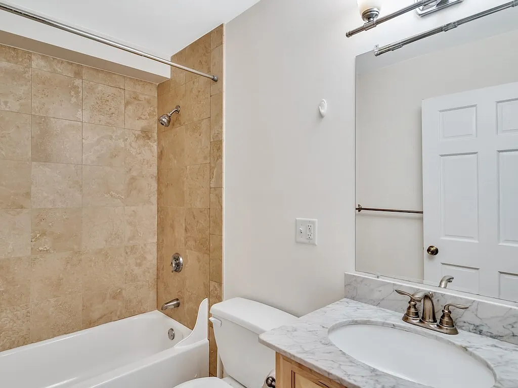 2 Sherman Court - 1 — Photo 3