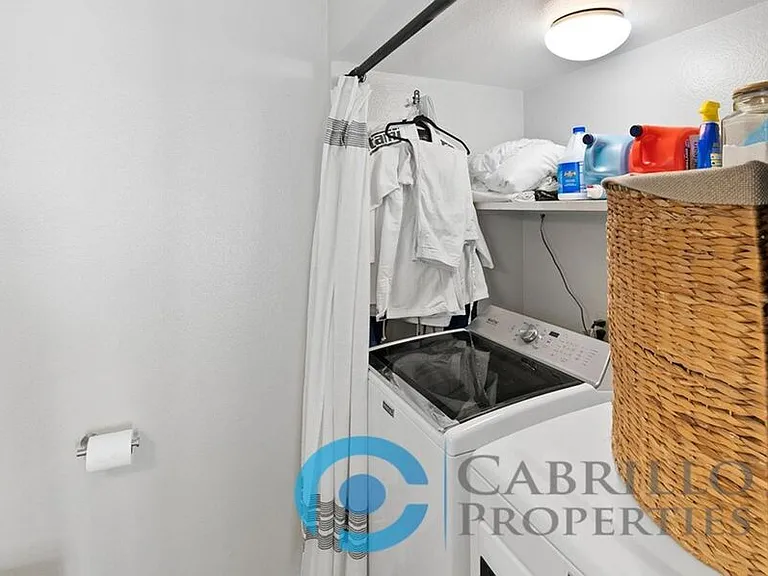 3431 Fairlomas Rd — Photo 10
