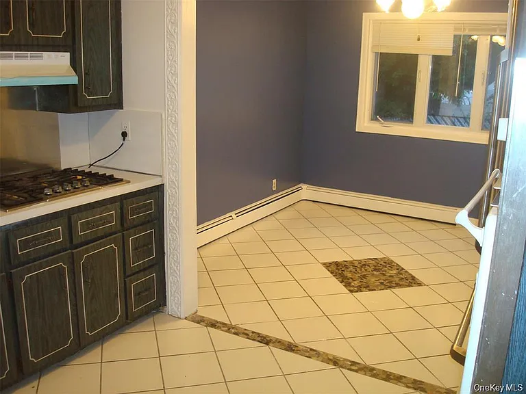 197 Fenimore Ave #WHOLE HOUSE RENTAL — Photo 4