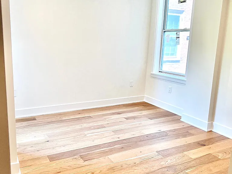 2303 Green St #3 — Photo 14