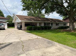 218 Ole Colony Rd, Lafayette, LA 70506