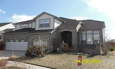 For Sale: 22006 E Hoover Dr, Aurora, CO 80016