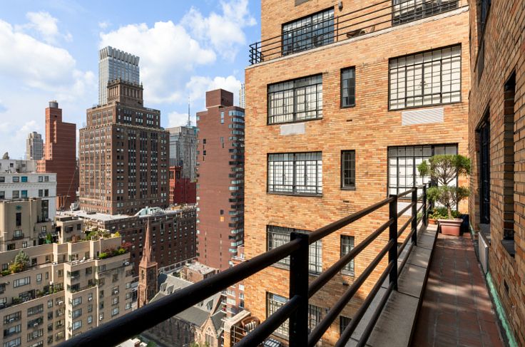 1st image of 10 Park Ave #23SS