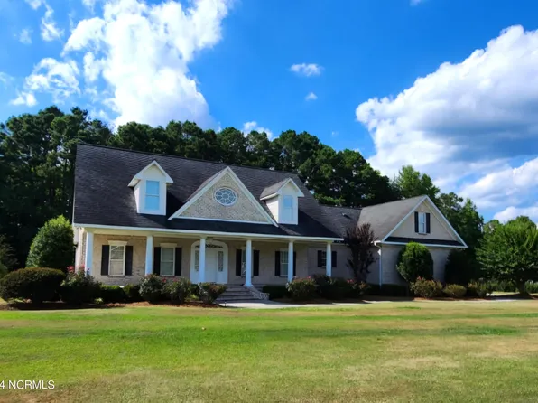 359 Timber Cove Drive, Whiteville, NC 28472