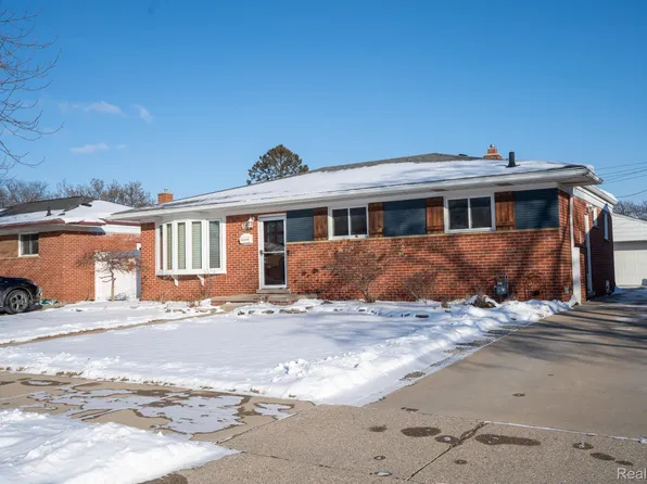 1773 Lakeview St, Trenton, MI 48183