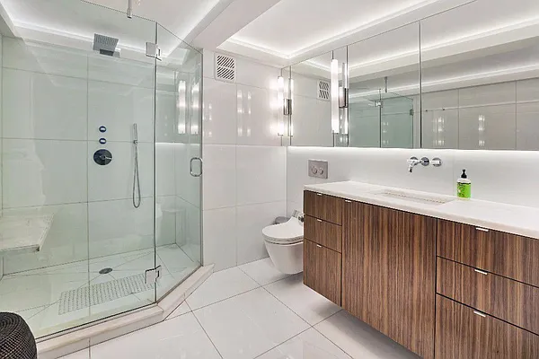 Rented by Optimar International Realty | media 29