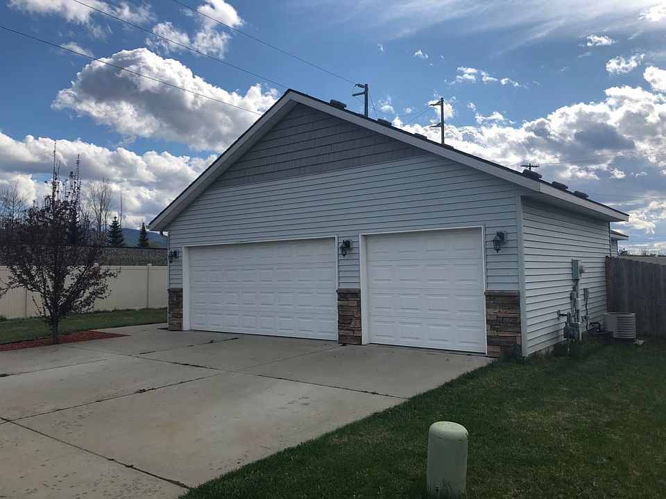 1st image of 3043 N Florence Ct