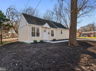 98 Lincoln Ave, Clementon, NJ 08021